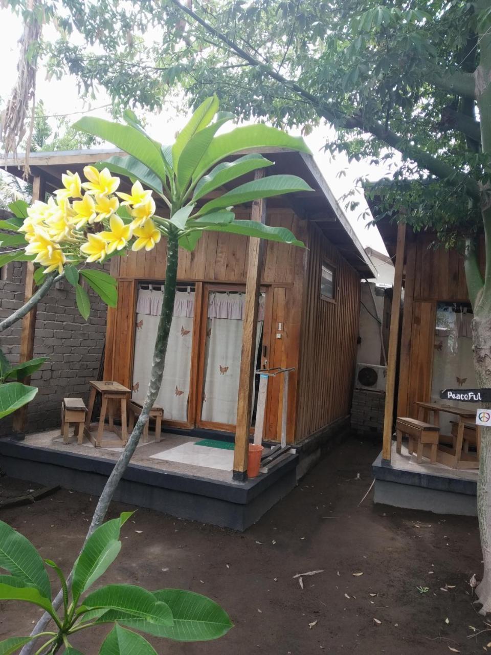 Beach Box Bungalow 길리트라왕안 외부 사진